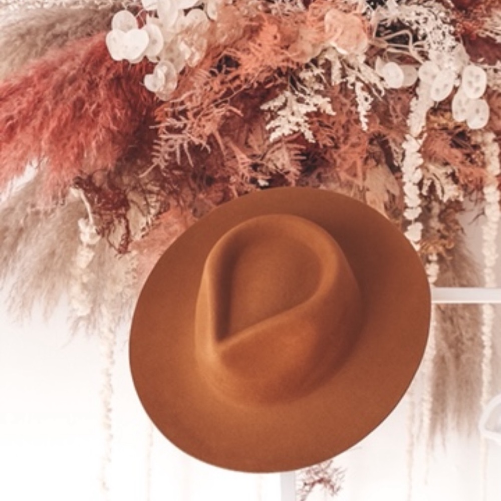 Cinnamon GIGI PIP hat!